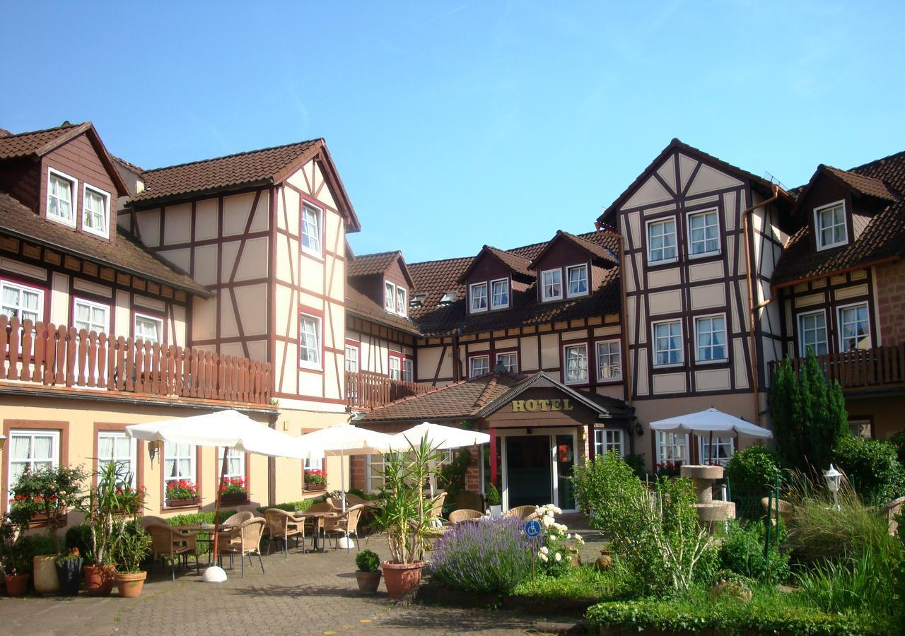 Hotel Burg-Muehle Gelnhausen Bagian luar foto